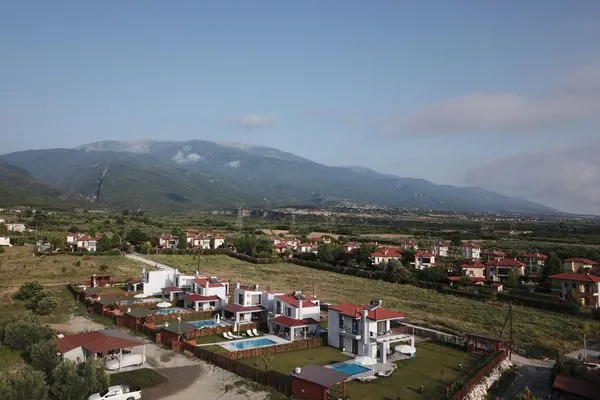 Bird's eye view  Olympus Paradise 2