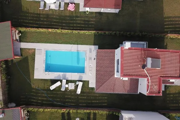 Hauptansicht  Olympus Paradise 4