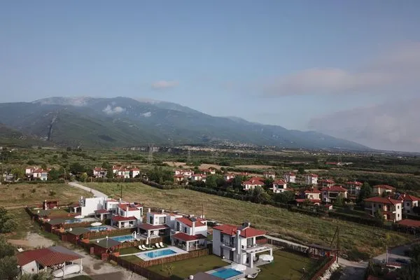 Vogelperspektive  Olympus Paradise 6