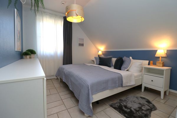 BIRKENHOF Haus 10, App. 20 "Strandglück" Ostseebad Wustrow - Schlafzimmer