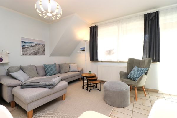 BIRKENHOF Haus 10, App. 20 "Strandglück" Ostseebad Wustrow - Wohnzimmer