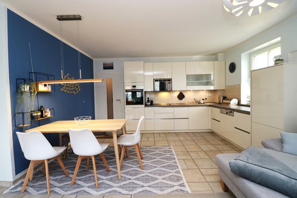 BIRKENHOF Haus 10, App. 20 "Strandglück" Ostseebad Wustrow - Küche / Küchenzeile