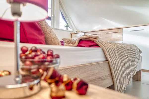 Schlafzimmer mit Doppelbett Kavelweg 9 Kavelweg 9 Whg 5