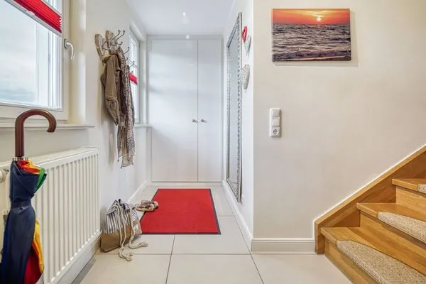 Vorflur mit Treppe Kavelweg 9 Kavelweg 9 Whg 5