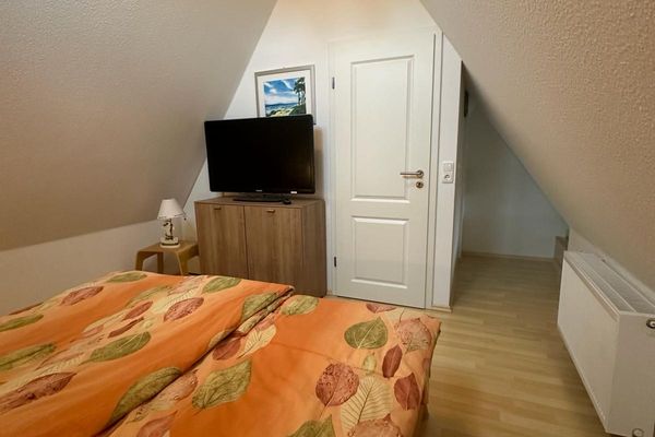  Mine Heimat Weg 11  Haus Seewolf Zingst - Schlafzimmer
