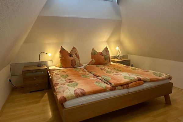 Mine Heimat Weg 11  Haus Seewolf Zingst - Schlafzimmer