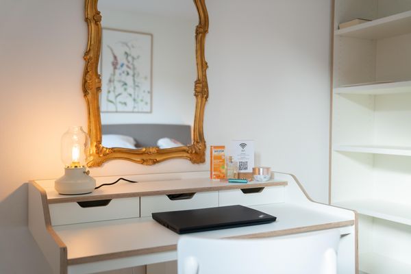  urlaubinsicht Tönning - Schreibtisch