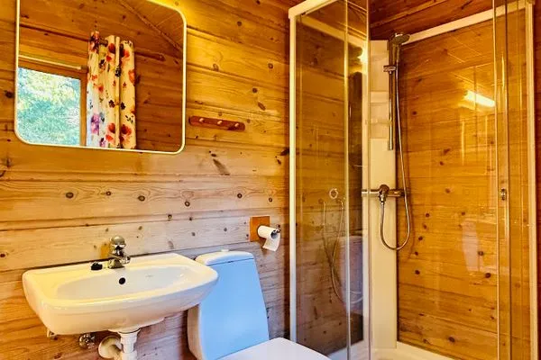 Bad mit schöner Dusche  Fjordhytte-2