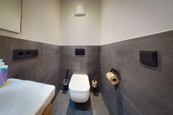 Gäste-WC  Garmisch Chalets - Wohnung Riessersee