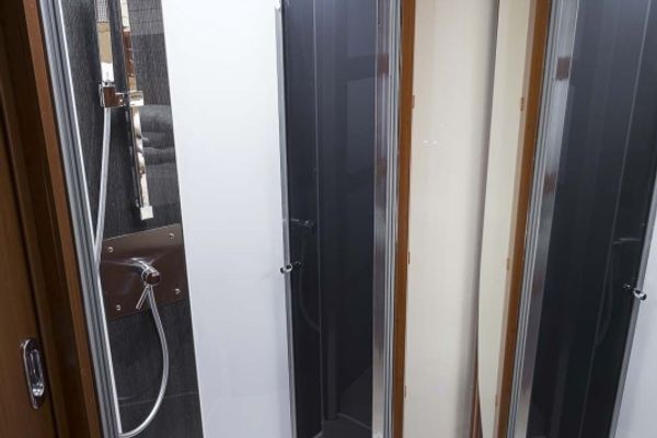  Wohnmobil Alkoven Kea 76 Laboe - Badezimmer