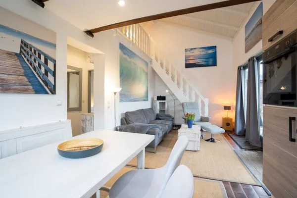 Wohnzimmer  (AMW8d) Ferienhaus Moin