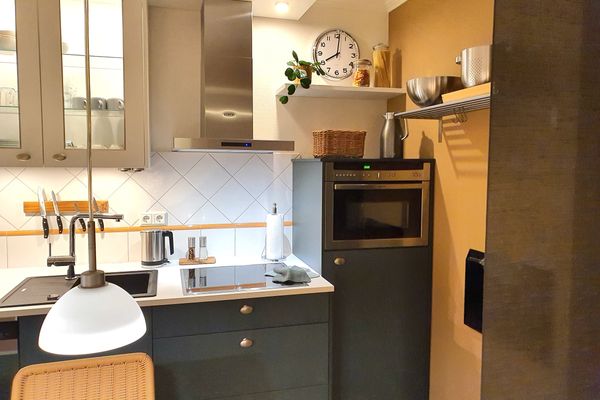 BIRKENHOF Haus 02, App. 65 "Dünennest" Ostseebad Wustrow - Küche / Küchenzeile
