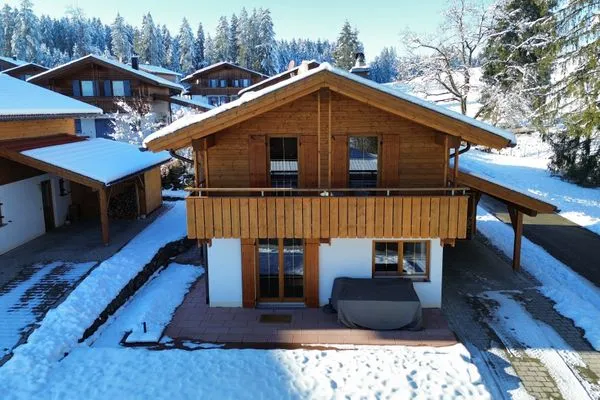 Platzhirsch  Platzhirsch - Feriendorf Via Claudia Haus 78