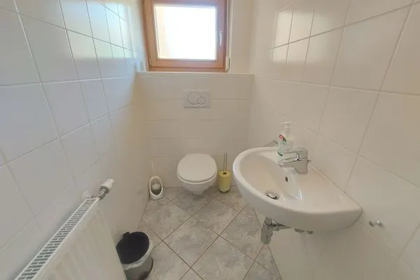Guest WC  Apartment Alpenroos - Alter Kindergarten