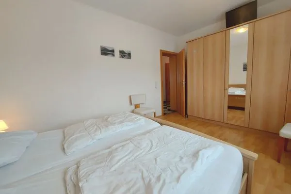 Bett  Apartment Narcis - Alter Kindergarten