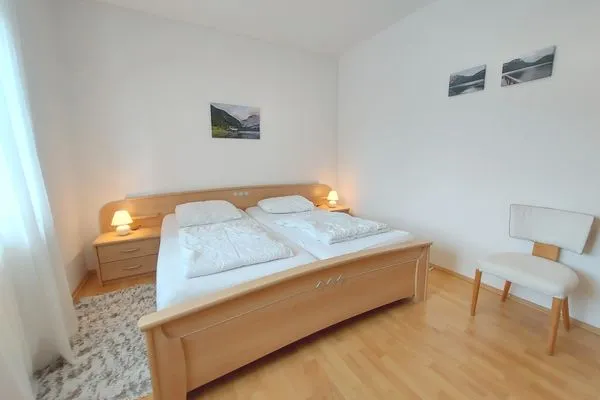 Bett  Apartment Narcis - Alter Kindergarten