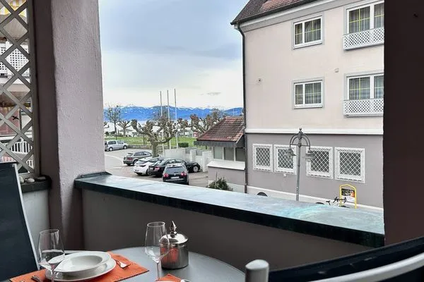  Ferienwohnung Im Seepalais Langenargen - Balkon