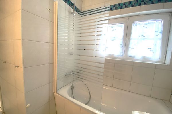 AN DE BÄK Darßnest Erholungsort Born - Badezimmer