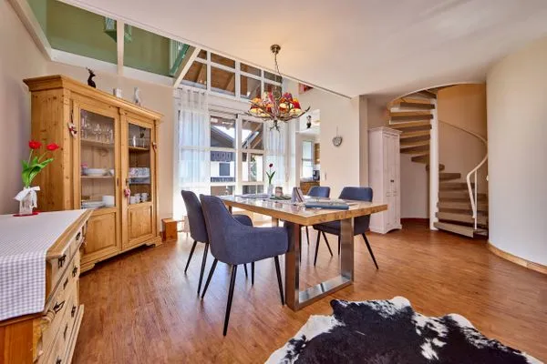 Wohnzimmer  Platzhirsch