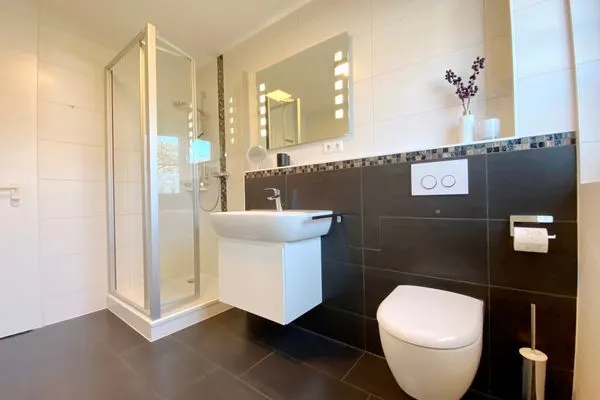 Badezimmer mit Dusche  Rämel 38 - Wohnung 17
