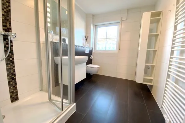Badezimmer mit Dusche  Rämel 38 - Wohnung 17