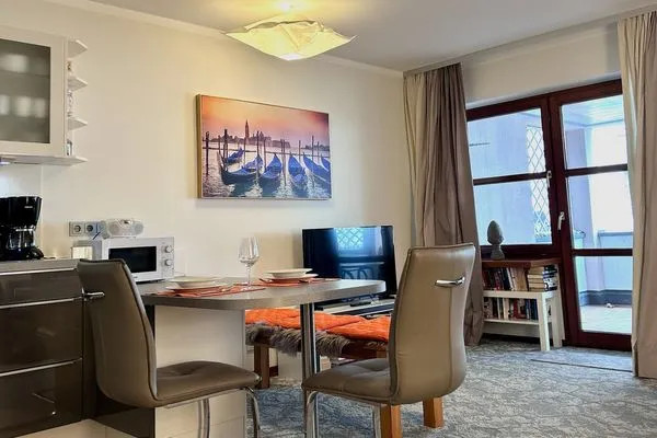  Ferienwohnung Im Seepalais Langenargen - Wohnbereich