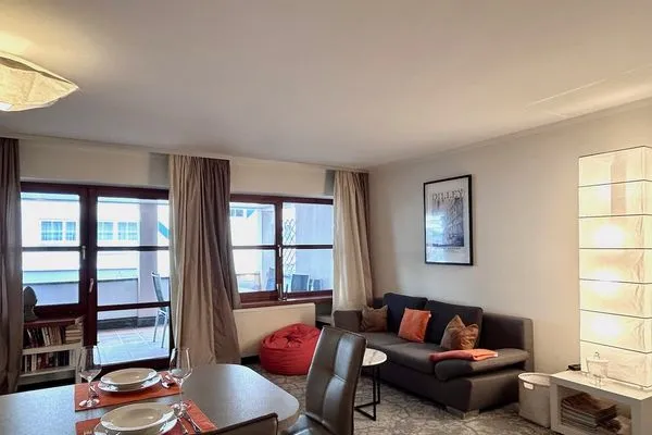  Ferienwohnung Im Seepalais Langenargen - Wohnbereich