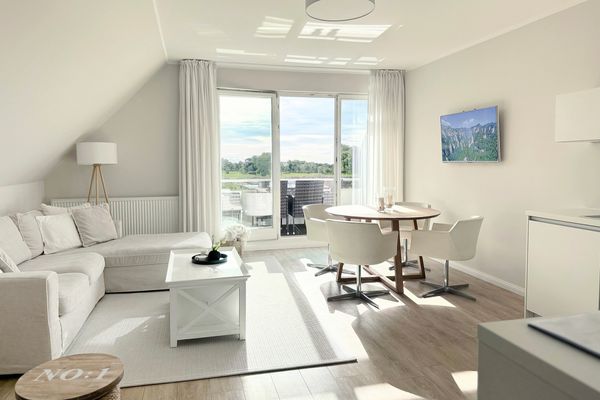  TECHTs Landhus Küstenlicht