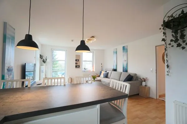 Küche / Küchenzeile  Helle und moderne Ferienwohnung 'Südstrand Apartment' mit Balkon, direkt an der Ostsee