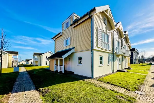 Fassade / Eingang Strandpark Sierksdorf H009