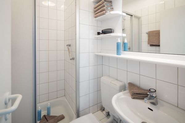 Bismarck 1884 B07 Norderney-Stadt - Badezimmer