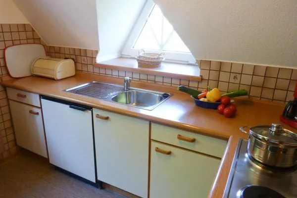 Küchenarbeitsfläche in der Ferienwohnung Anne in Nebel auf Amrum Haus Troeltsch Ferienwohnung *Anne*
