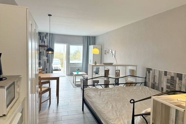 kombiniertes Wohn-Schlafzimmer