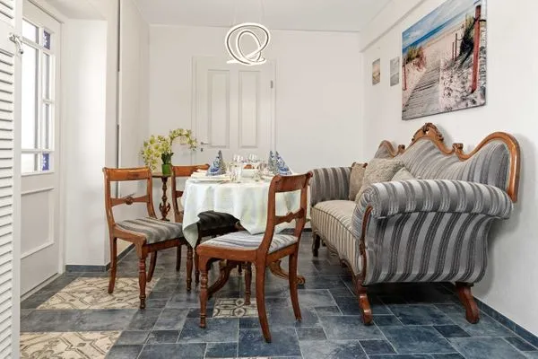 Küche / Küchenzeile  Me-See.