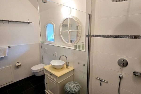  App. Loh Tönning - Waschbecken