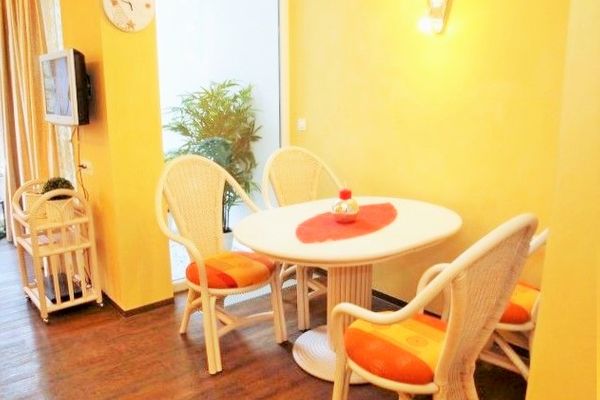  Appartementhaus Villa Patricia Fewo 3 Kühlungsborn-Ost - Wohnzimmer