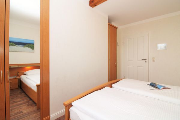  Haus Neue Reihe 118 Fewo 2 - MOLLI-BLICK Kühlungsborn-West - Schlafzimmer