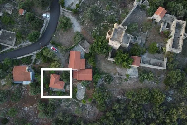 Bird's eye view  Esperides