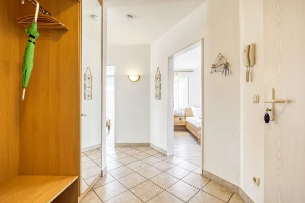 Gardrobe Parkresidenz am Hafen Wohnung HF 14