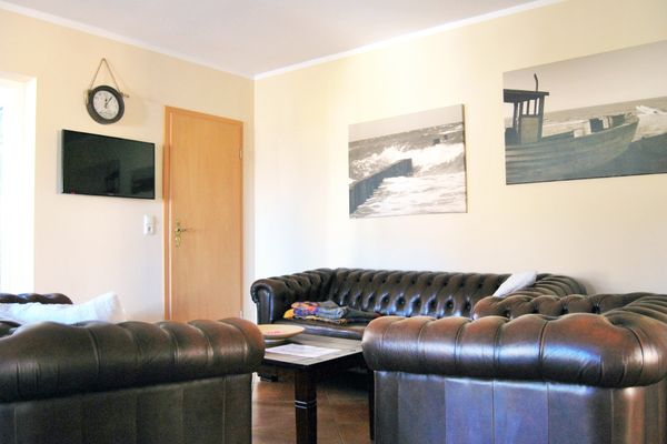  Ferienhaus Müller Bastorf - Wohnzimmer