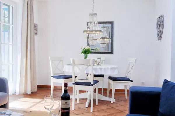 Esstisch Achtern Diek Achtern Diek 12b - Wohnung 1