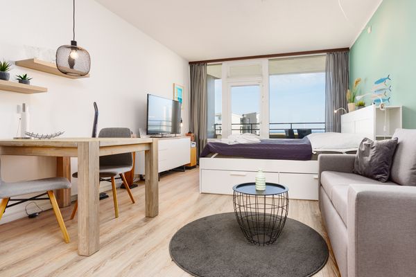  Leuchtturmblick I Marina Wendtorf - Wohnzimmer