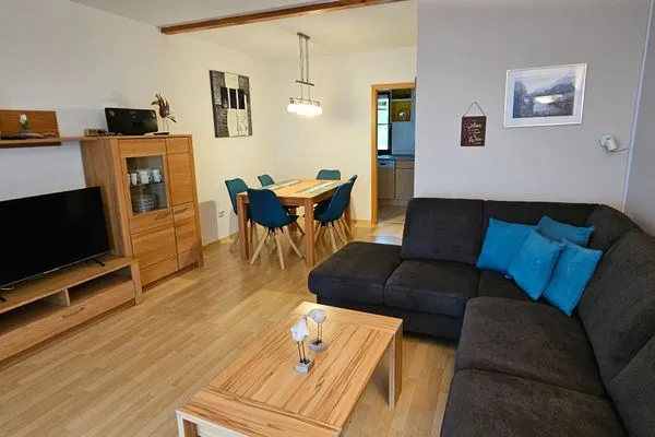 Wohnzimmer Feriendorf Hochbergle Haus 142 - Lechseeblick