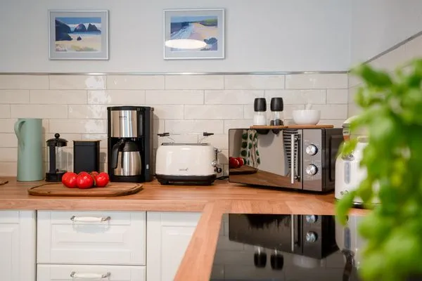 Küche / Küchenzeile  (KAS13b) Ferienwohnung Merlina´s Home