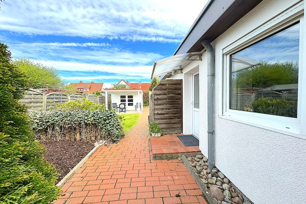  Haus Svane Gartenhaus Kellenhusen - Fassade / Eingang