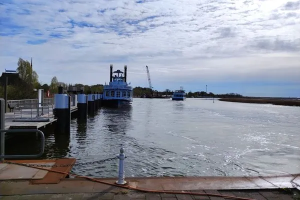 Hafen Zingst  Ferienwohnung Ohana