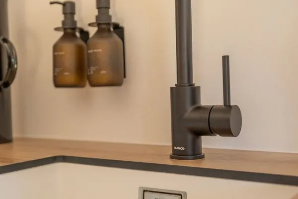 Küche / Küchenzeile  Reethus 22 Loft 4