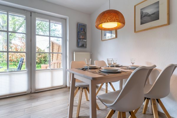  Haus Heckenrose Dorf - Wohnzimmer