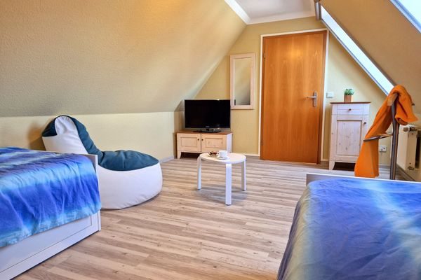  Kranichrast 1 Wohnung 3 Zingst - Schlafzimmer