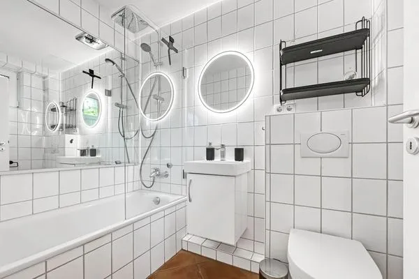 Badezimmer  Traumhaftes Ferienhaus für bis zu 6. Personen mit Blick und Zugang zur Schlei